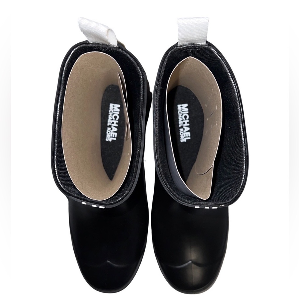 NIB Michael Kors Mac Rain Booties Size 7 Black & Optic White - Picture 7 of 9